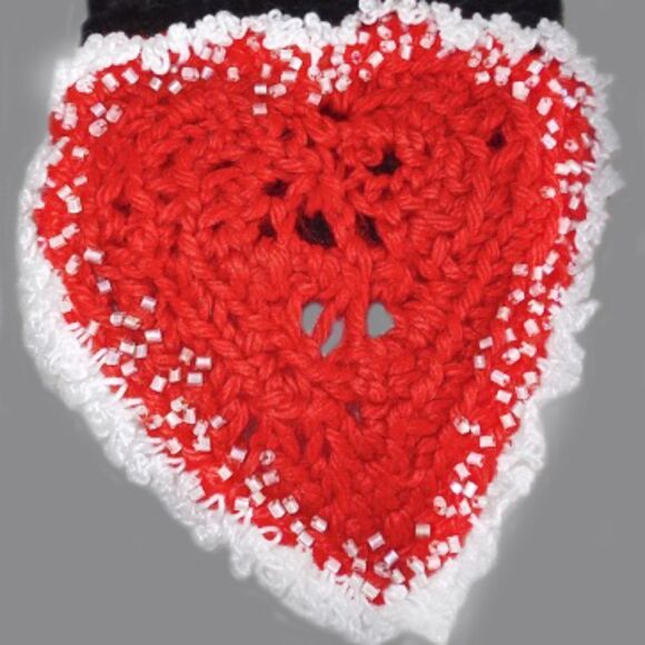 HANDMADE VALENTINE KNITTED HEART-BEADED LACE SCARF - Picture 4 of 8